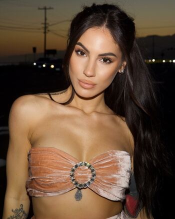 Full leaked Giulia de lellis private onlyfans photo