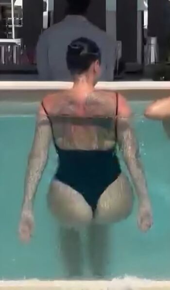 Gizzi Erskine