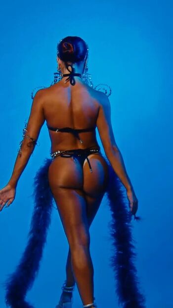 Full leaked Allhailcaroline/ private onlyfans photo