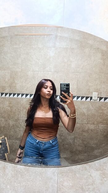 Full leaked Gloriannys perez private onlyfans photo