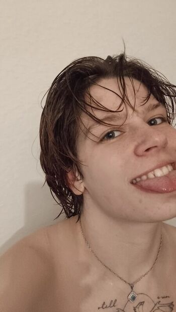 Full leaked Glossygirl private onlyfans photo