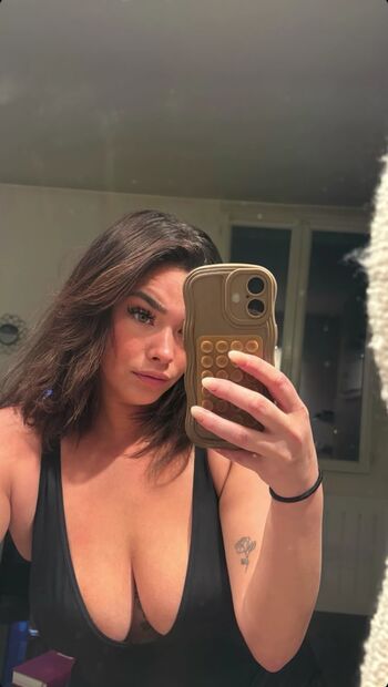 Full leaked Gls laurag private onlyfans photo