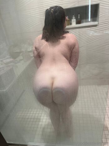 Full leaked Goddessvannah  page private onlyfans photo