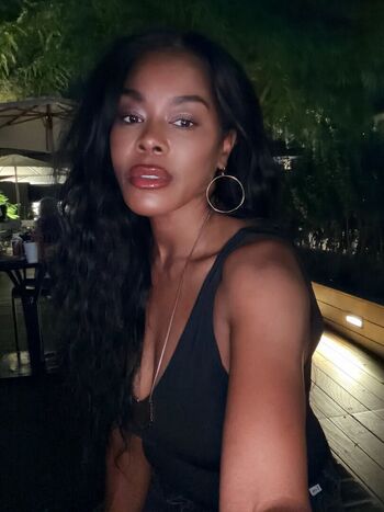 Golden Brooks