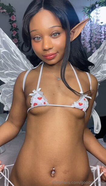 Full leaked Goodmorninglili private onlyfans photo