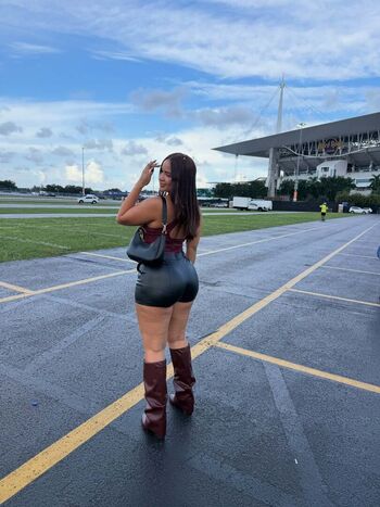 Full leaked Gostosas de mini short page private onlyfans photo