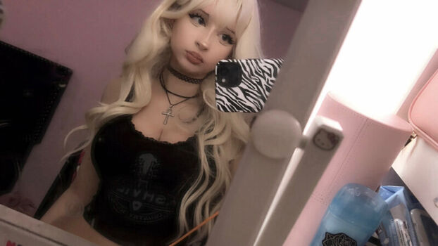 Full leaked Gothbihhhh private onlyfans photo