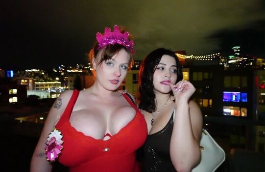 Full leaked Gracekivlin private onlyfans photo