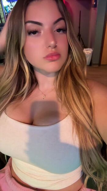 Full leaked Gracenunez private onlyfans photo
