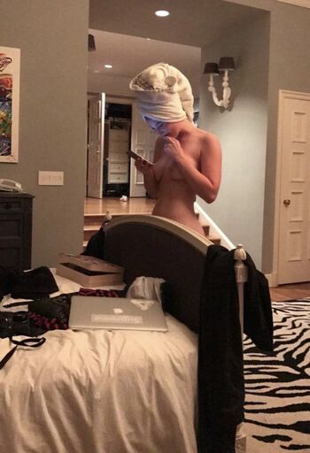 Full leaked Gracie abrams private onlyfans photo