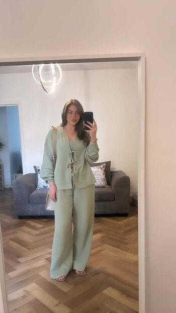 Full leaked Gracie lewis private onlyfans photo