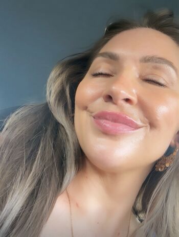 Full leaked Gracie lewis page private onlyfans photo