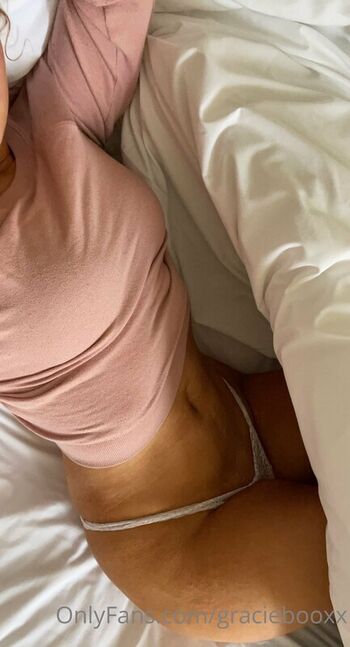 Full leaked Graciebooxx private onlyfans photo