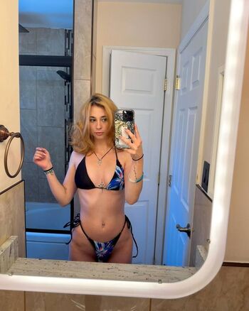 Full leaked Graciegirlasmr private onlyfans photo