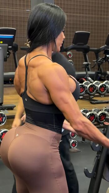 Gracyanne Barbosa