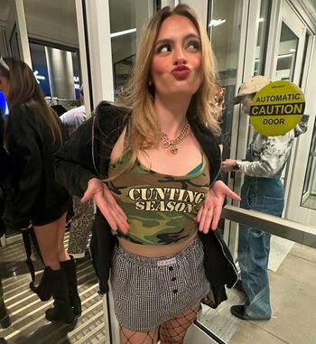 Full leaked Green mama private onlyfans photo