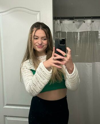 Full leaked Green mama private onlyfans photo