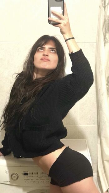 Full leaked Guzelija private onlyfans photo