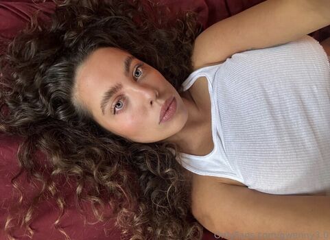Full leaked Gwenny page private onlyfans photo