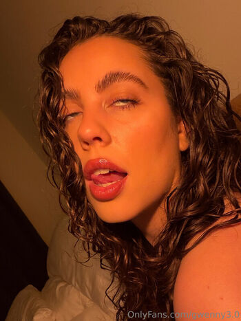Full leaked Gwenny private onlyfans photo