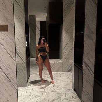 Full leaked Gym booty bubble butts  page private onlyfans photo