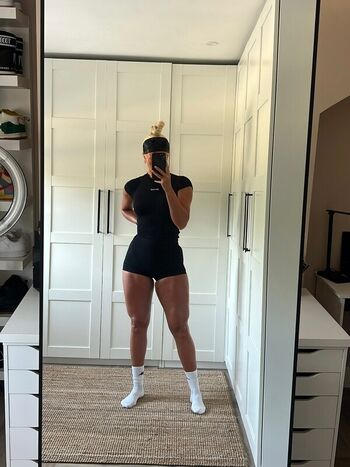 Full leaked Gym booty bubble butts page private onlyfans photo