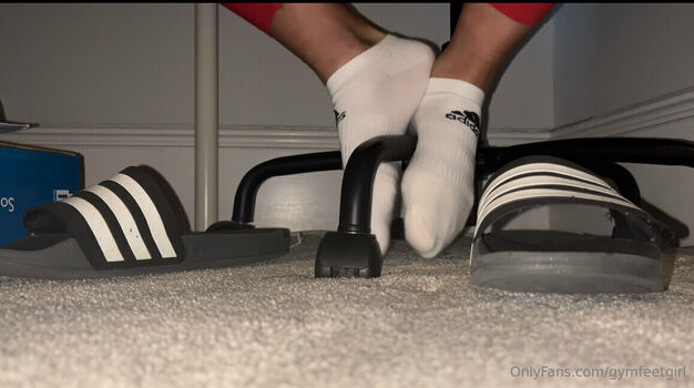 gymfeetgirl