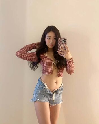 Full leaked H yojeong page private onlyfans photo
