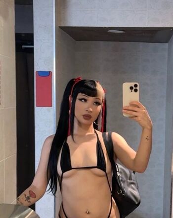 Full leaked Hneyginsengg private onlyfans photo
