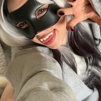 Full leaked Hll bunni private onlyfans photo