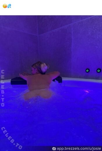 Full leaked Haifischnnikez private onlyfans photo
