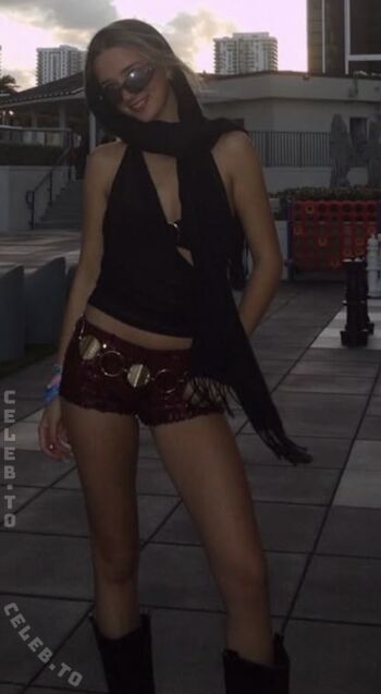 Full leaked Hailee roy private onlyfans photo