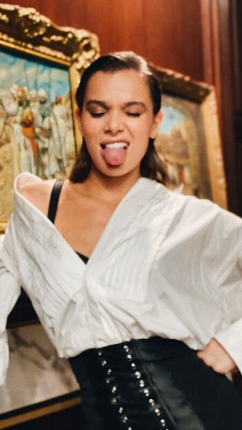 Full leaked Hailee steinfeld page private onlyfans photo