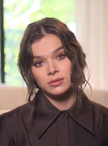 Full leaked Hailee steinfeld page private onlyfans photo