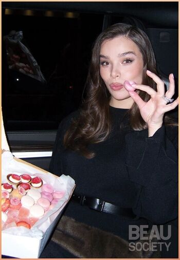 Full leaked Hailee steinfeld page private onlyfans photo