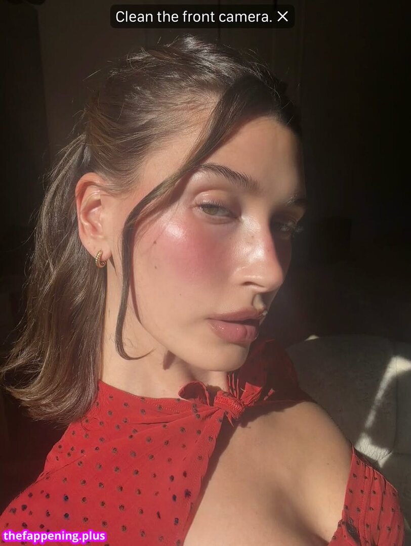 Hailey Baldwin Bieber