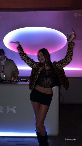 Hailey Baldwin Bieber