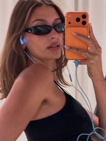 Hailey Baldwin Bieber
