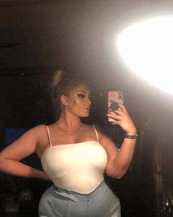 Full leaked Hailey brown  page private onlyfans photo