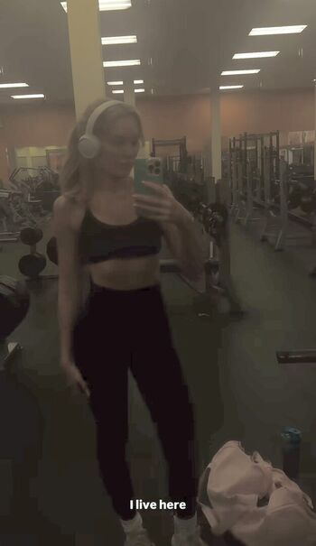 Full leaked Hailey malles page private onlyfans photo