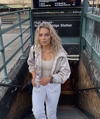 Full leaked Hailey malles page private onlyfans photo