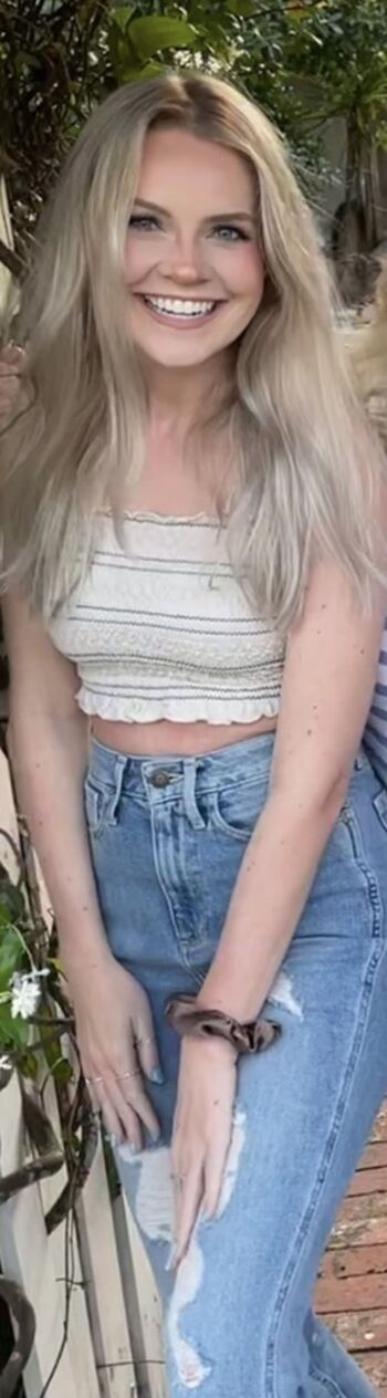 Full leaked Hailey malles private onlyfans photo