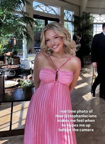 Full leaked Hailey malles page private onlyfans photo