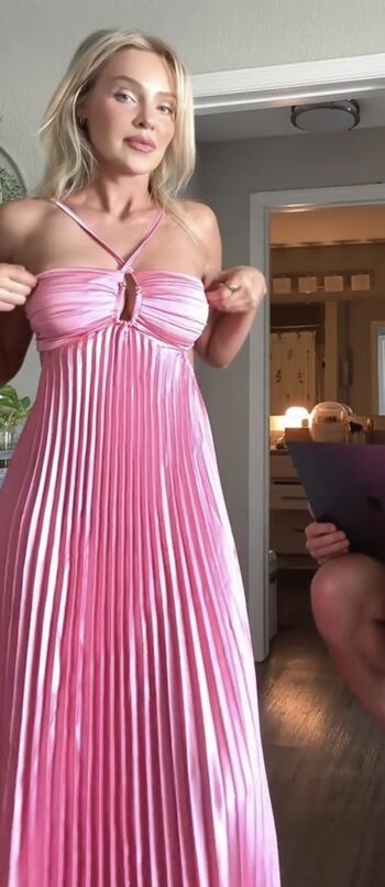 Full leaked Hailey malles private onlyfans photo