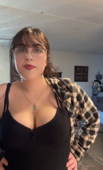 Full leaked Haileyavocad private onlyfans photo