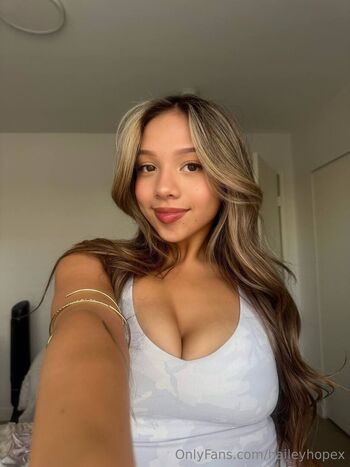 haileyhopex