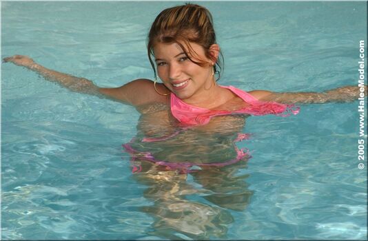 Full leaked Halee model page private onlyfans photo