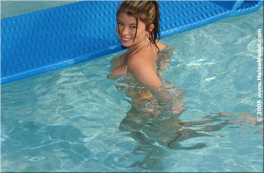 Full leaked Halee model page private onlyfans photo
