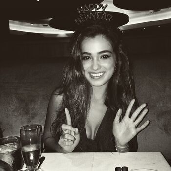 Haley Lu Richardson