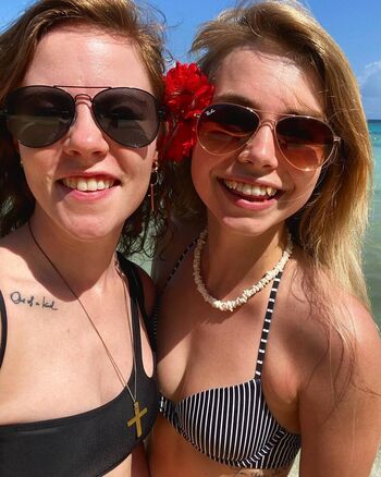 Full leaked Halieeandkendra  page private onlyfans photo